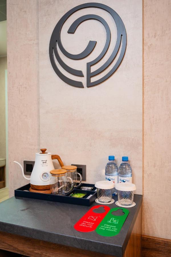 Cosmopolitan Hotel Shymkent Esterno foto