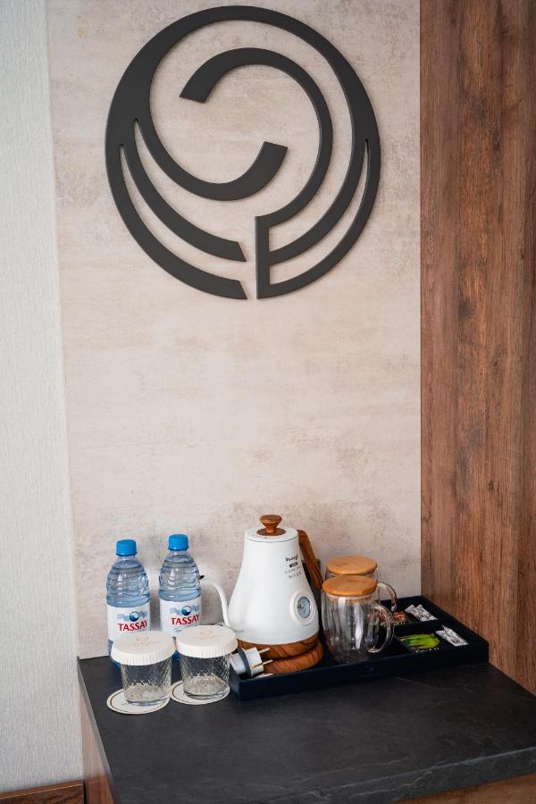 Cosmopolitan Hotel Shymkent Esterno foto